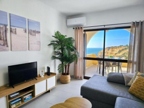 Golden Sun - Sunny Balcony, Sea View, Beach, AC